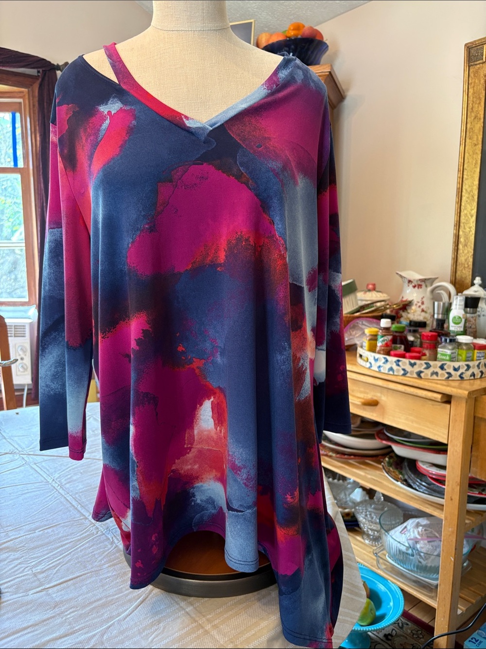 Clara Sun Woo women’s 1X asymmetrical watercolor print tunic top